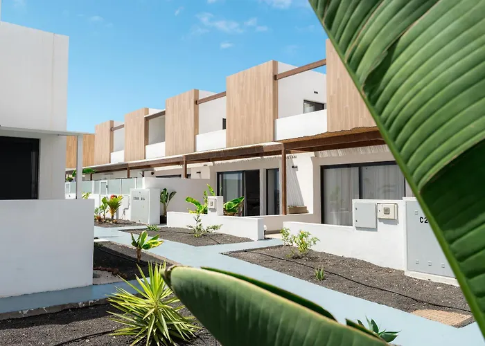 El Palmeral - House With Pool In Corralejo