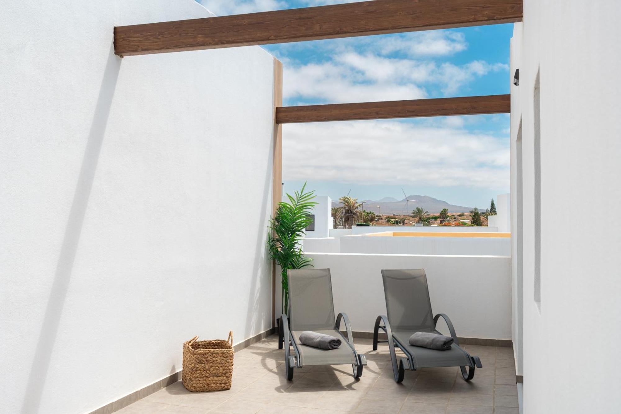 El Palmeral - House With Pool In Vakantiehuis