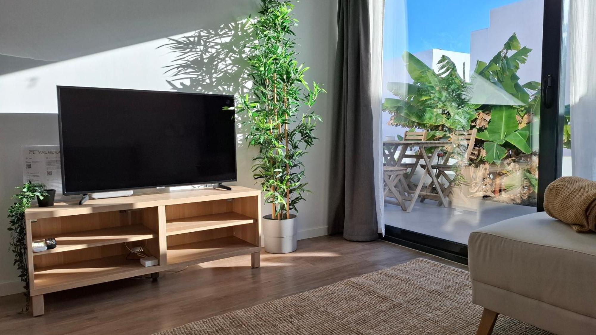 Vakantiehuis El Palmeral - House With Pool In *